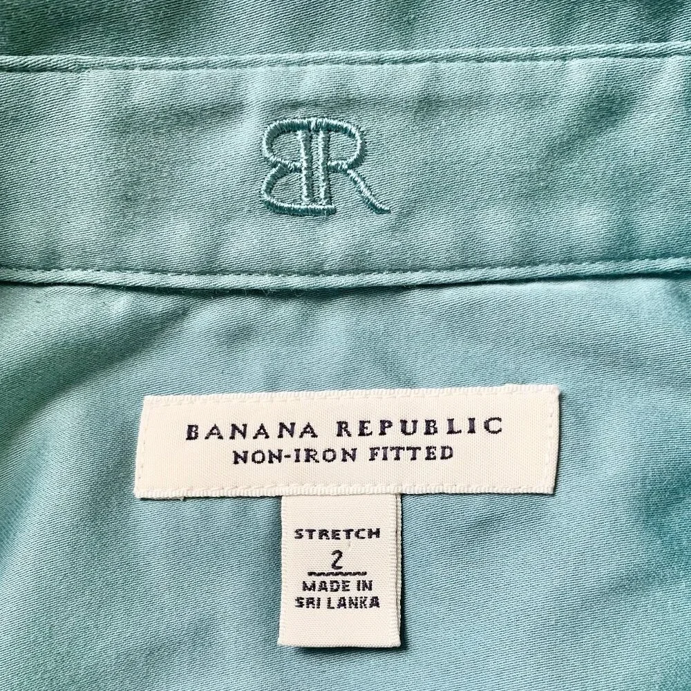 GUC Banana Republic Fitted LS Non-Iron Sateen Shirt, Size 2, Blue/Green
